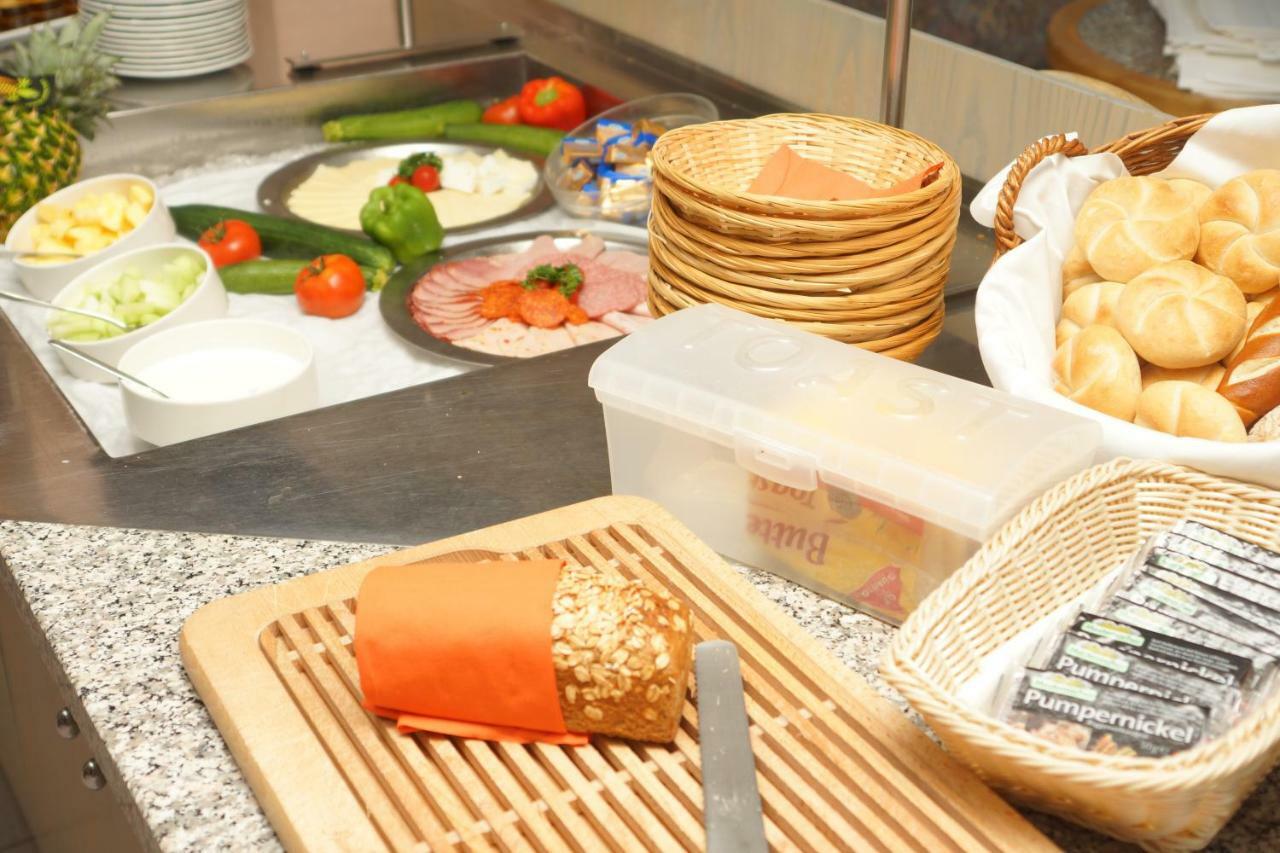 Hotel Krauthof 루드빅스부르크 외부 사진