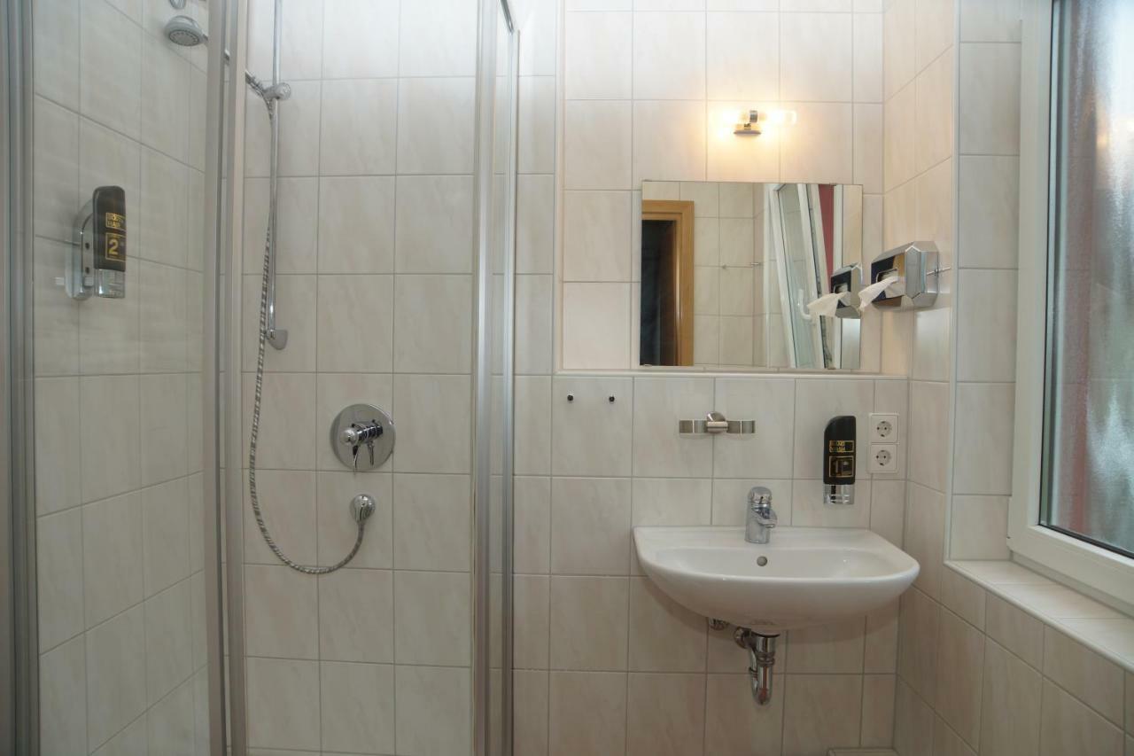 Hotel Krauthof 루드빅스부르크 외부 사진