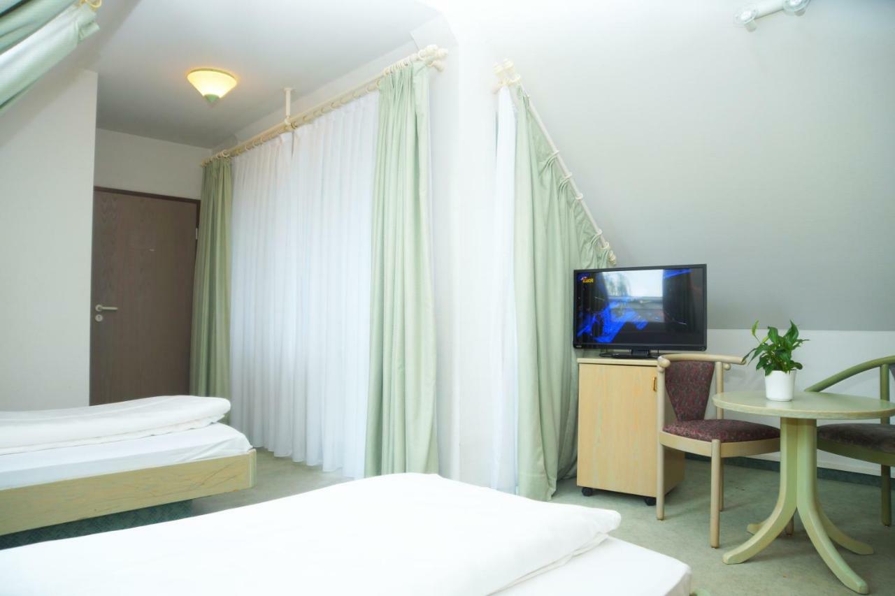 Hotel Krauthof 루드빅스부르크 외부 사진