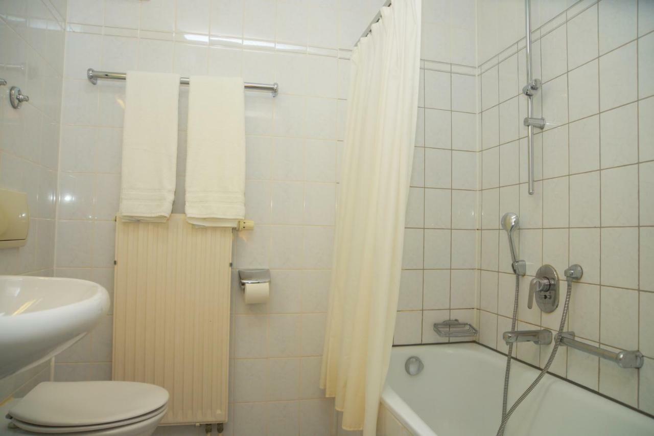 Hotel Krauthof 루드빅스부르크 외부 사진